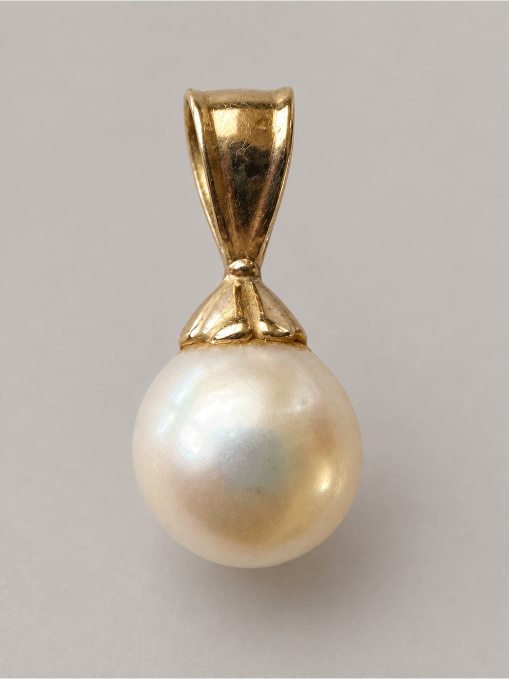 14K Yellow Gold White Pearl Pendant GC Maker Mark
